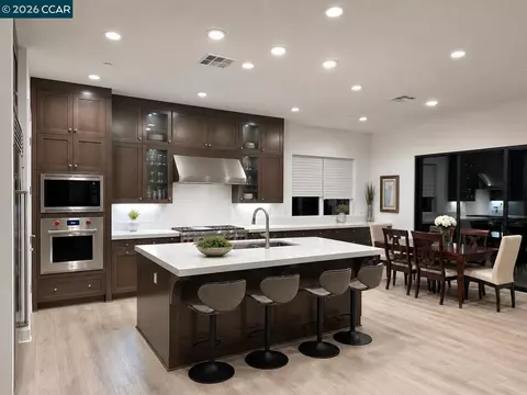 Kitchen - 27151 Backdrop Ln, Valencia Santa Clarita, CA 91381 photo 1 of 4