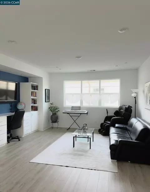Other - 27151 Backdrop Ln, Valencia Santa Clarita, CA 91381 photo 1 of 2