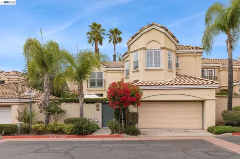 215 Majorca Dr, San Ramon, CA 94582