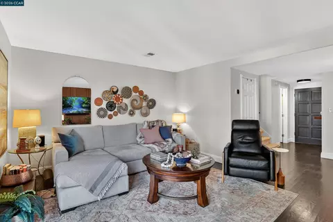Living - 1812 Wildbrook Ct #C, Concord, CA 94521 photo 2 of 2