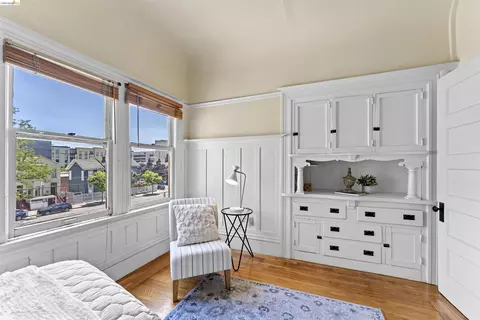 Bedroom - 667 10th St, Oakland, CA 94607 photo 3 of 3
