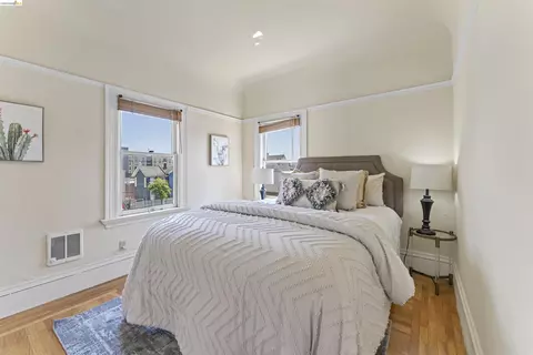 Bedroom - 667 10th St, Oakland, CA 94607 photo 1 of 3