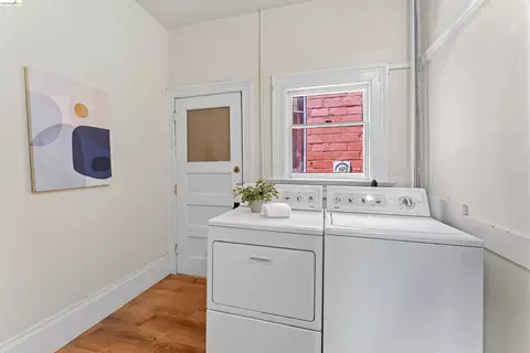 Other - 667 10th St, Oakland, CA 94607 photo 1 of 2