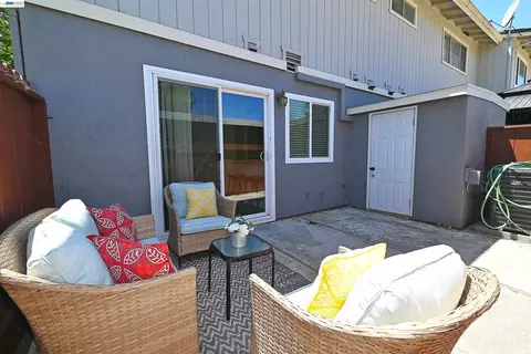 Exterior - 4408 Comanche Way, Pleasanton, CA 94588 photo 3 of 7