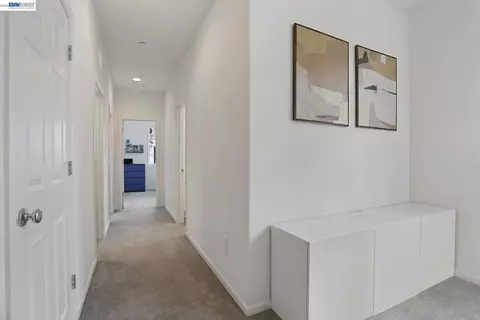 Entry Way - 4323 Lennox Ln, Tracy, CA 95377 photo 1 of 3