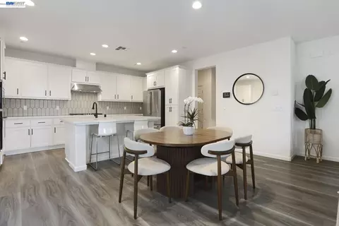 Dining - 4323 Lennox Ln, Tracy, CA 95377 photo 1 of 1