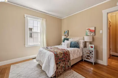 Bedroom - 2817 Stanton St, Berkeley, CA 94702 photo 7 of 9