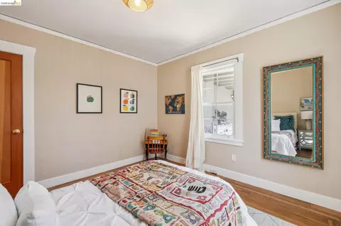 Bedroom - 2817 Stanton St, Berkeley, CA 94702 photo 8 of 9