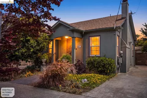 Exterior - 2817 Stanton St, Berkeley, CA 94702 photo 2 of 16