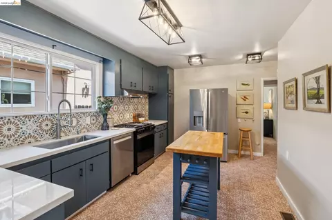 Kitchen - 2817 Stanton St, Berkeley, CA 94702 photo 2 of 5