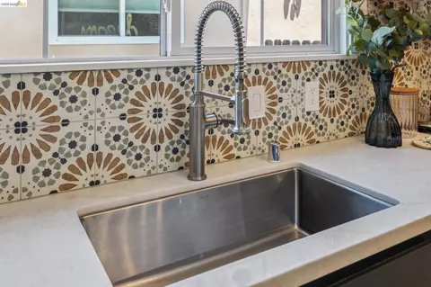 Kitchen - 2817 Stanton St, Berkeley, CA 94702 photo 3 of 5