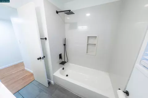 Bath - 3085 Stanton Cir, Carmichael, CA 95608 photo 4 of 4