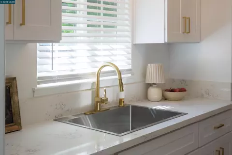 Kitchen - 3085 Stanton Cir, Carmichael, CA 95608 photo 1 of 4