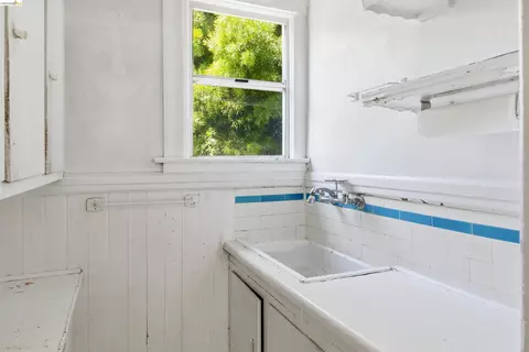 Other - 3202 Shattuck Ave, Berkeley, CA 94705 photo 4 of 8