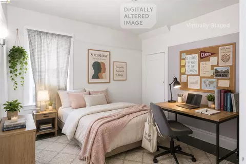 Bedroom - 3202 Shattuck Ave, Berkeley, CA 94705 photo 2 of 13