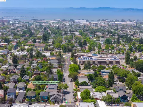 View/Area - 3202 Shattuck Ave, Berkeley, CA 94705 photo 2 of 5