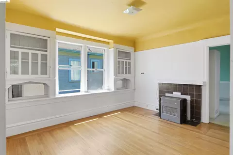 Living - 3202 Shattuck Ave, Berkeley, CA 94705 photo 1 of 9