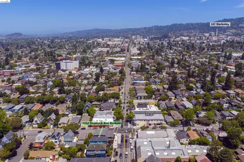 View/Area - 3202 Shattuck Ave, Berkeley, CA 94705 photo 3 of 5