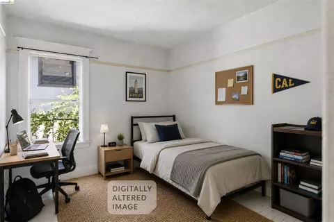 Bedroom - 3202 Shattuck Ave, Berkeley, CA 94705 photo 6 of 13