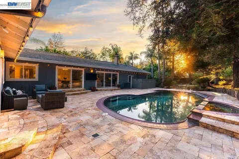 3081 Oakraider Dr, Alamo, CA 94507