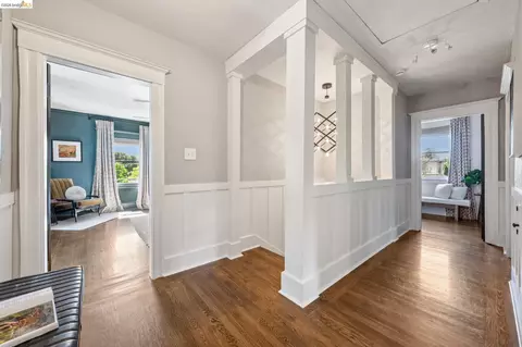 Entry Way - 1994 Marin Ave, Berkeley, CA 94707 photo 7 of 9