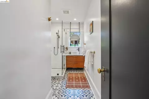 Bath - 1994 Marin Ave, Berkeley, CA 94707 photo 1 of 6