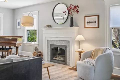 Living - 1994 Marin Ave, Berkeley, CA 94707 photo 3 of 6