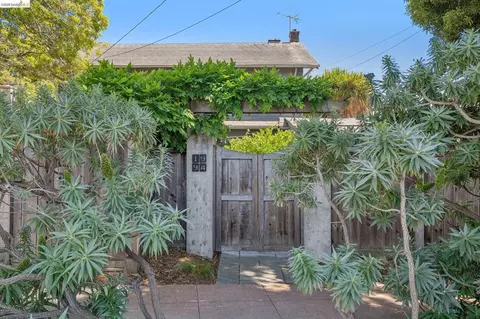 Exterior - 1994 Marin Ave, Berkeley, CA 94707 photo 2 of 26