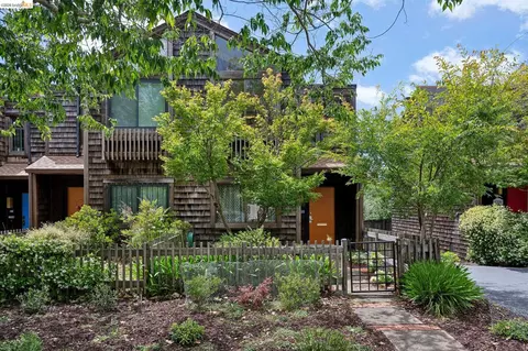 1340 Henry St, Berkeley, CA 94709 photo 1