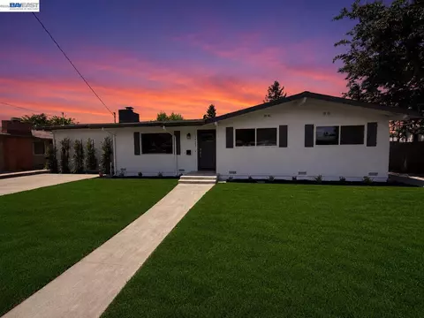 1121 N P St, Livermore, CA 94551