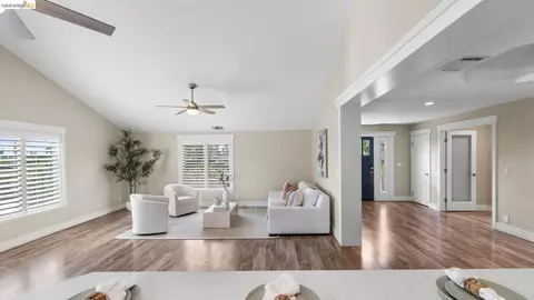 Living - 700 Brownstone Rd, Oakley, CA 94561 photo 2 of 4