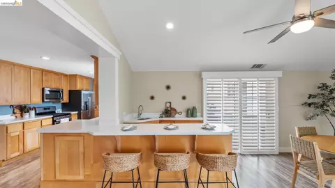 Kitchen - 700 Brownstone Rd, Oakley, CA 94561 photo 1 of 1