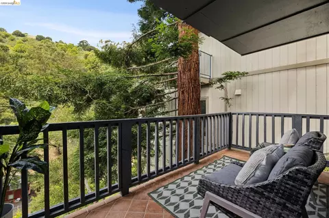 Exterior - 1053 Rispin Dr, Berkeley, CA 94705 photo 17 of 20