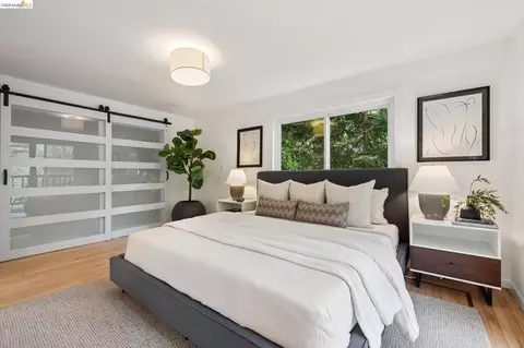 Bedroom - 1053 Rispin Dr, Berkeley, CA 94705 photo 3 of 4
