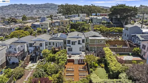 View/Area - 274 Staples Ave, San Francisco, CA 94112 photo 1 of 9