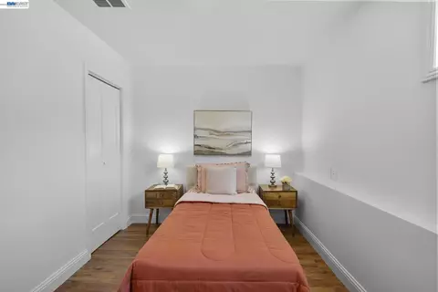 Bedroom - 274 Staples Ave, San Francisco, CA 94112 photo 7 of 8