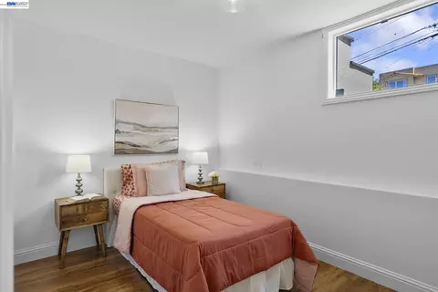 Bedroom - 274 Staples Ave, San Francisco, CA 94112 photo 6 of 8