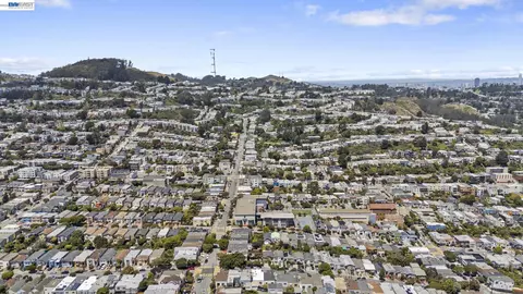 View/Area - 274 Staples Ave, San Francisco, CA 94112 photo 9 of 9
