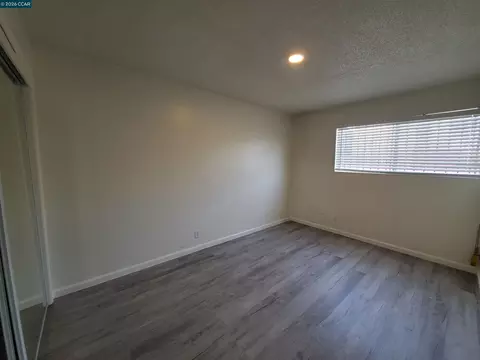 Bedroom - 515 Grant St, Vallejo, CA 94590 photo 3 of 4