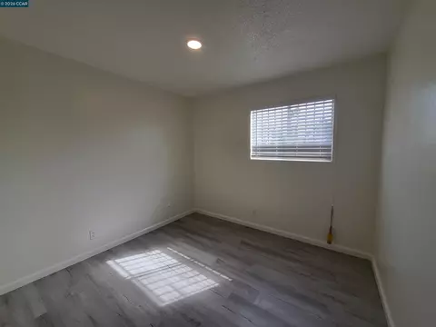 Bedroom - 515 Grant St, Vallejo, CA 94590 photo 2 of 4