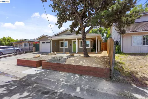 Exterior - 277 Shore Rd, Bay Point, CA 94565 photo 7 of 8