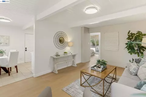Living - 277 Shore Rd, Bay Point, CA 94565 photo 3 of 3