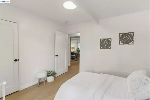 Bedroom - 277 Shore Rd, Bay Point, CA 94565 photo 2 of 3