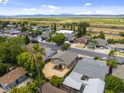 View/Area - 277 Shore Rd, Bay Point, CA 94565 photo 5 of 9