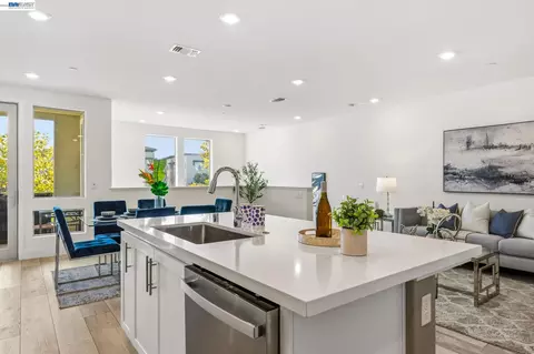 Kitchen - 5581 Dublin Blvd, Dublin, CA 94568 photo 4 of 4