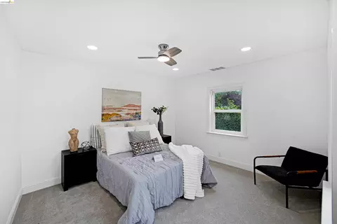 1812 Woolsey St, Berkeley, CA 94703 photo 16