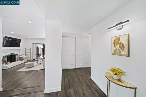 Entry Way - 1476 Camino Peral #C, Moraga, CA 94556 photo 1 of 1