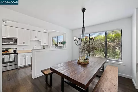 Dining - 1476 Camino Peral #C, Moraga, CA 94556 photo 1 of 3