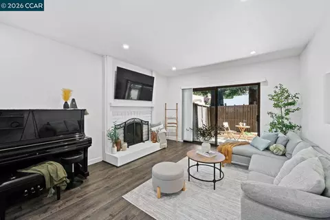 1476 Camino Peral #C, Moraga, CA 94556
