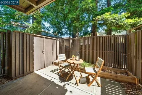 Exterior - 1476 Camino Peral #C, Moraga, CA 94556 photo 2 of 4